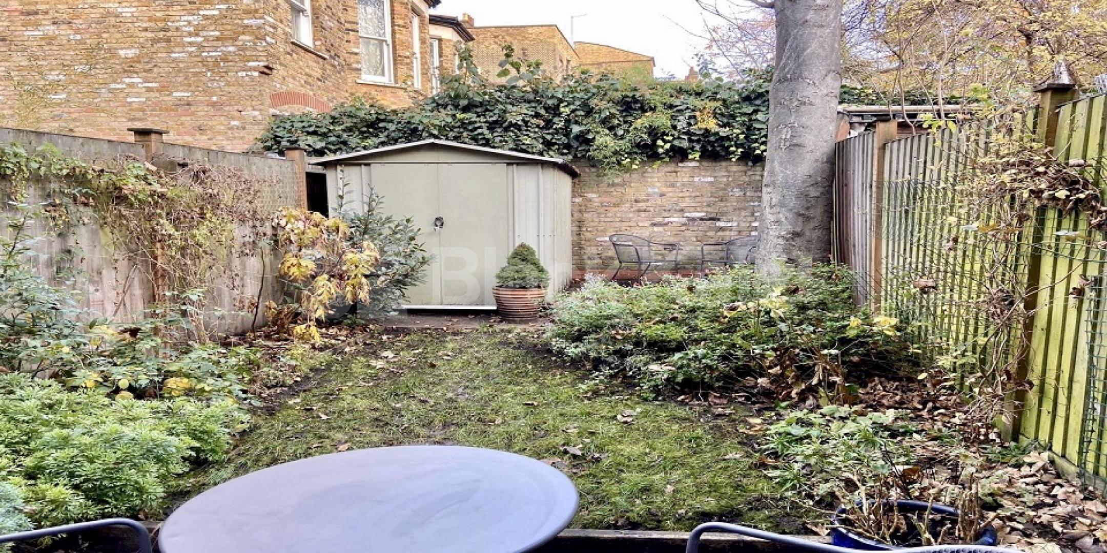 			New instruction , 1 Bedroom, 1 bath, 1 reception Apartment			 Fitzalan Street, Lambeth North/Kennington